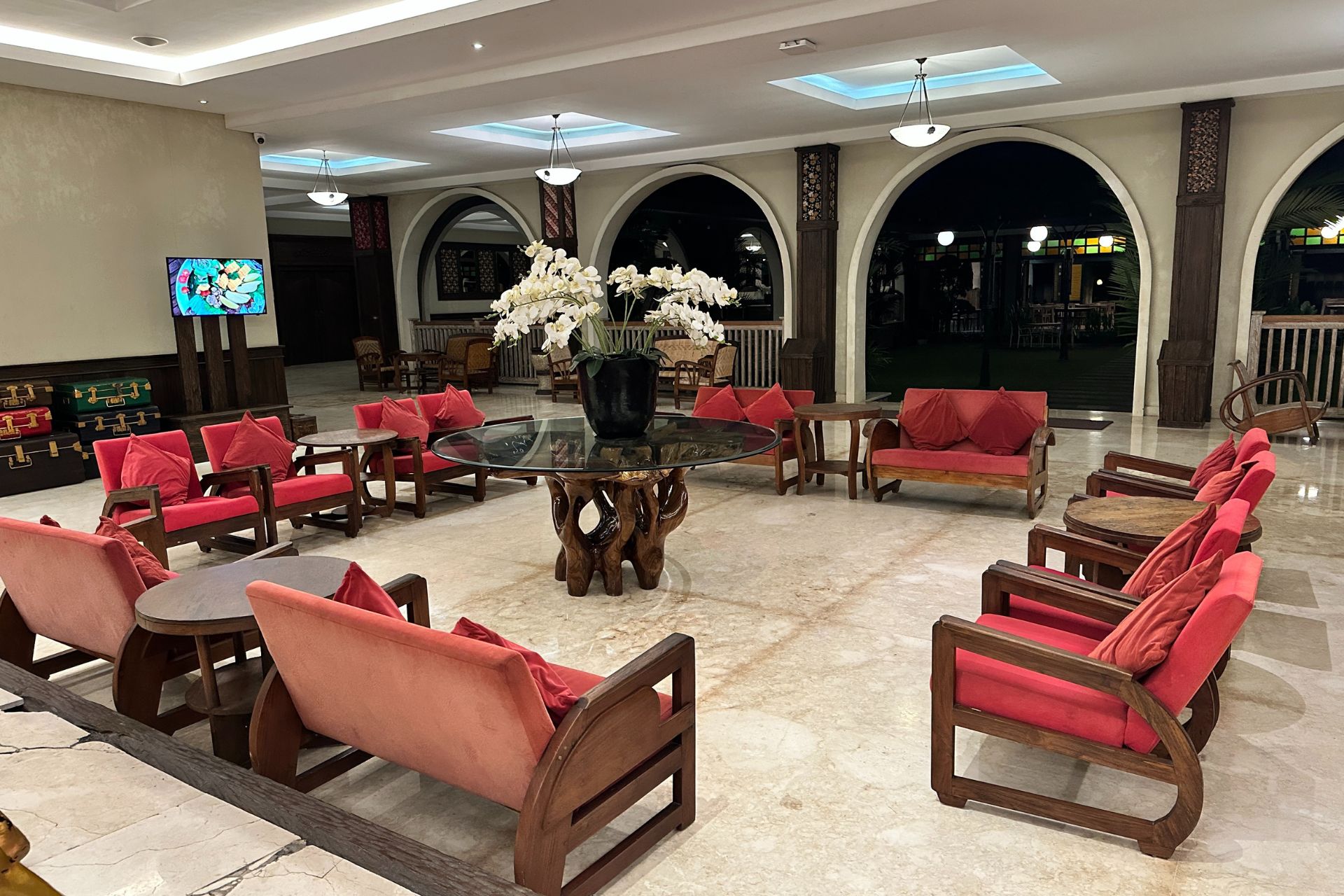شراء اثاث فندقي بالرياض